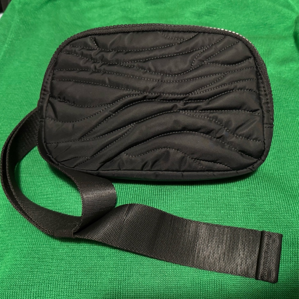 lululemon athletica Black Quilted Shoulder Bag